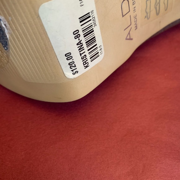 Heels - Picture 6 of 7